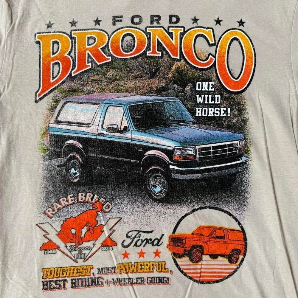 Ford Bronco Tshirt Mens Medium Off Road 4x4 Truck Automotive Graphic Tee Tan